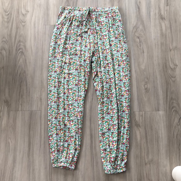 Olivaceous Summer Floral Joggers - Picture 1 of 4